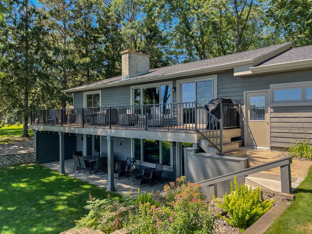 Expert Railing Solutions for Scenic Minnesota Decks